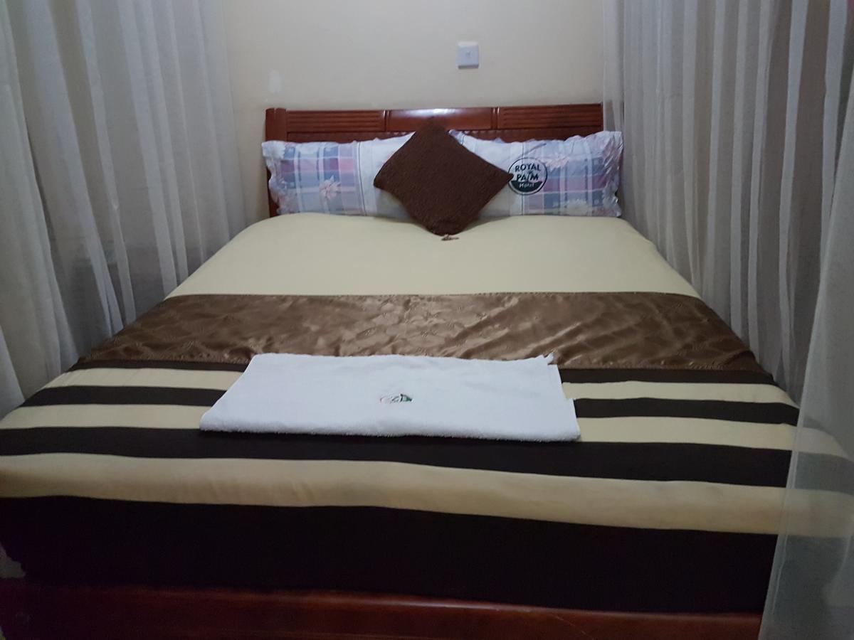 Royal Palm Hotel And Suites Накуру Экстерьер фото