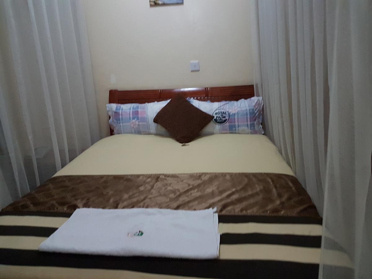Royal Palm Hotel And Suites Накуру Экстерьер фото